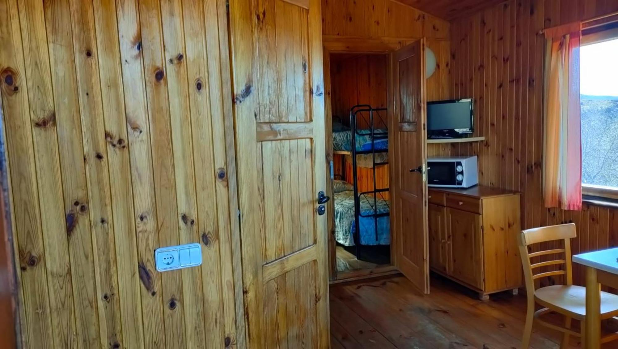 Camping De Cervera De Buitrago المظهر الخارجي الصورة