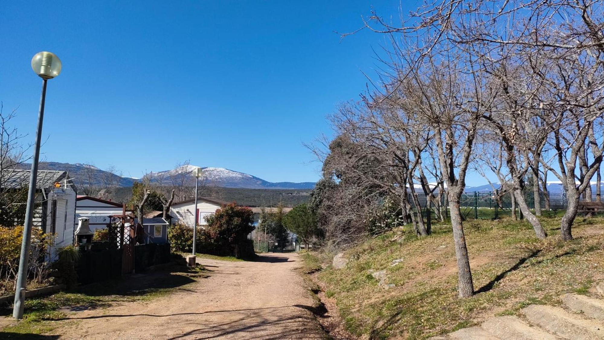 Camping De Cervera De Buitrago المظهر الخارجي الصورة