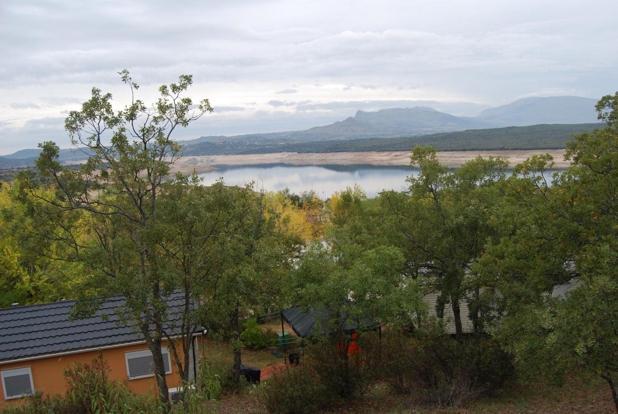 Camping De Cervera De Buitrago المظهر الخارجي الصورة