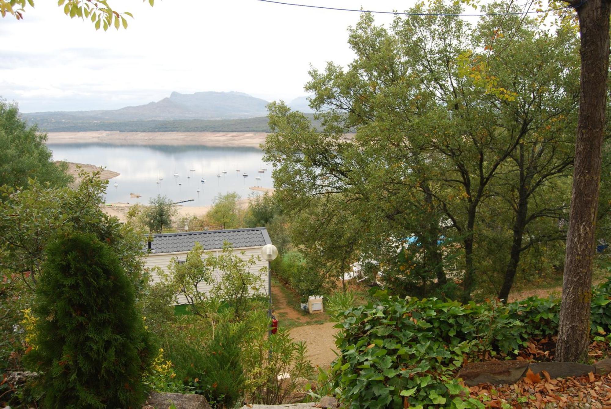 Camping De Cervera De Buitrago المظهر الخارجي الصورة