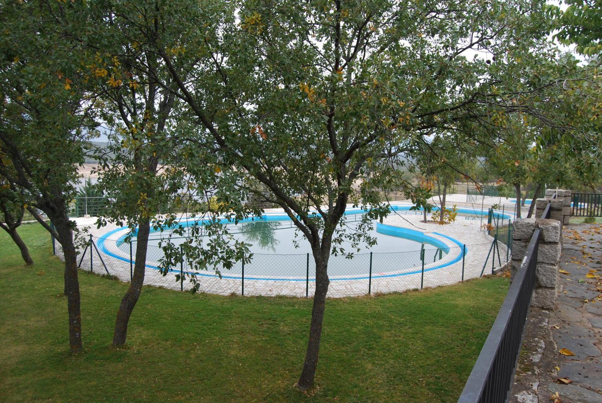 Camping De Cervera De Buitrago المظهر الخارجي الصورة