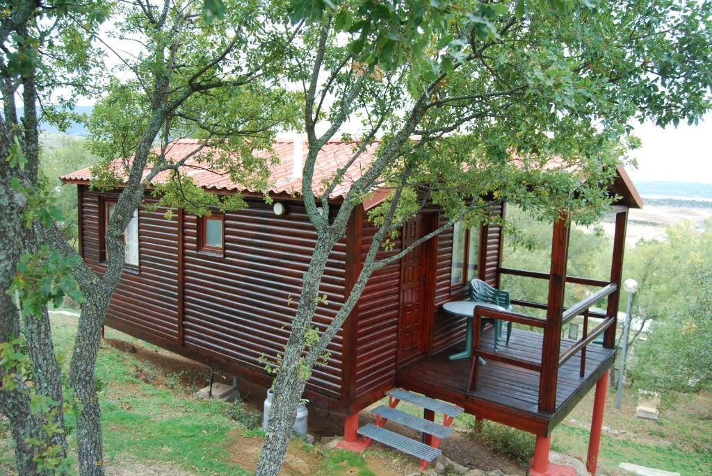 Camping De Cervera De Buitrago المظهر الخارجي الصورة